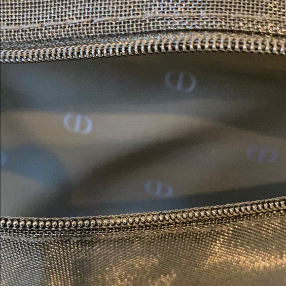 Christian Dior Makeup Case - Picture 13 of 16
